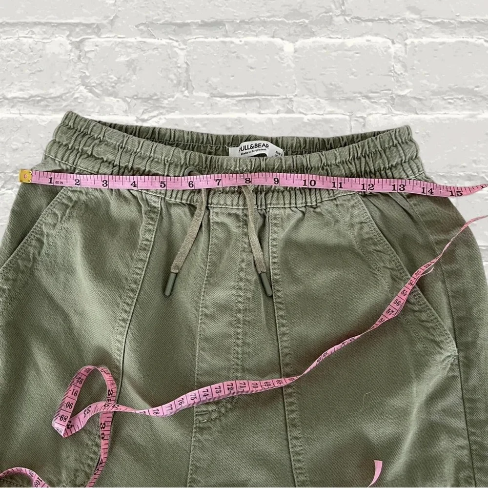 Pull & Bear Green Cargo Joggers - Picture 4 of 5